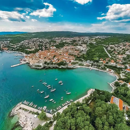 Amazing Apartment In Malinska With House Sea View