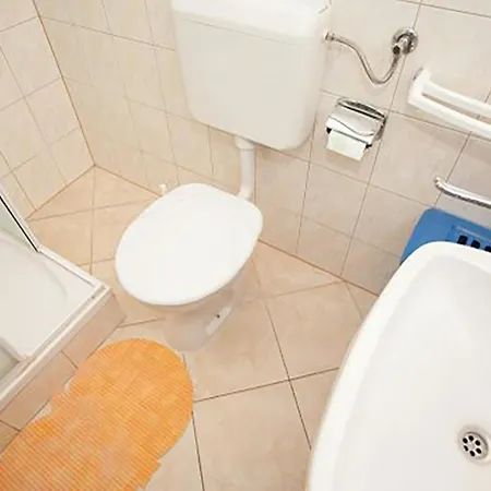 In アパート マリンスカ