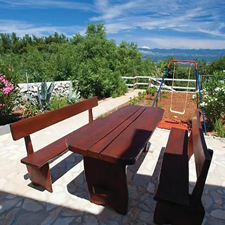 Amazing Apartment In Malinska With House Sea View Malinska